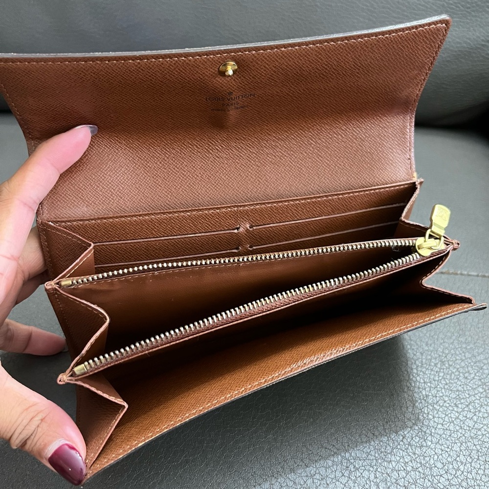 ‼️sold‼️Louis Vuitton Sarah Wallet - Picture 4 of 16